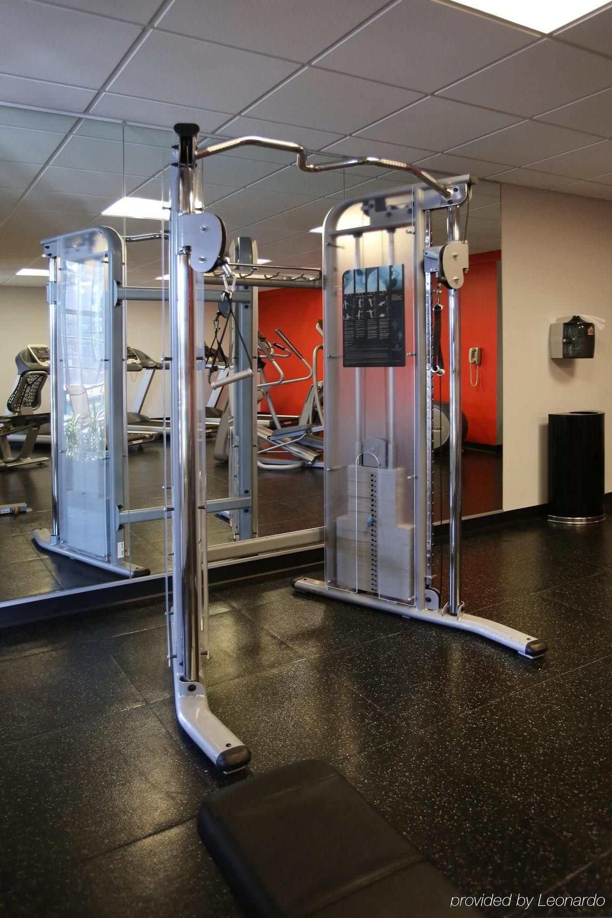 Radisson Philadelphia Northeast 3*
